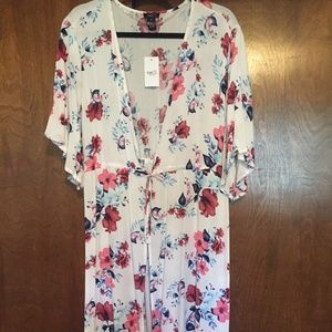 Lightweight floral kimono long blouse/cover up